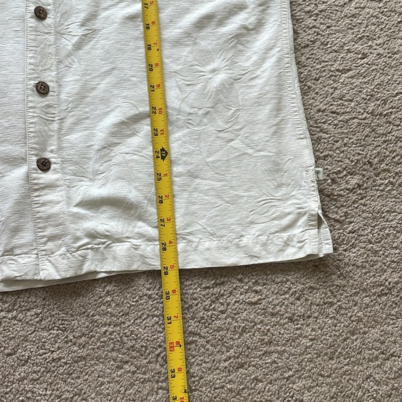 Island Shores 100% Silk Men’s Button Down Shirt L Hawaiian Neutral Cream Casual - Picture 11 of 12